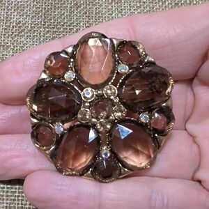 Vintage Flower Pattern Brooch